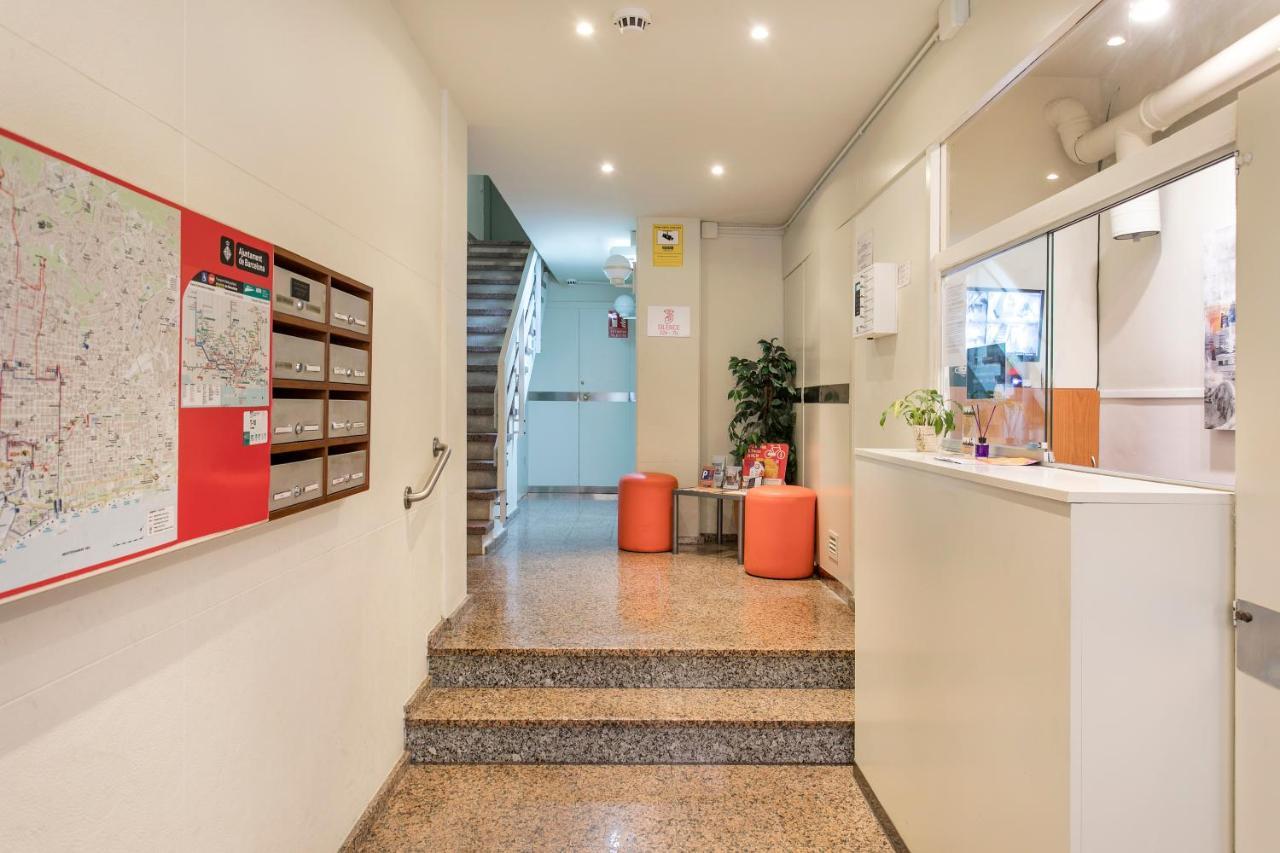 Apartments Sata Sagrada Familia Area Барселона Экстерьер фото